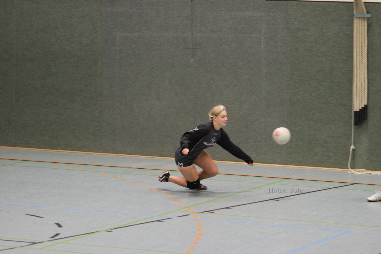 Bild 91 - U18w 1.Tag am 12.11.11